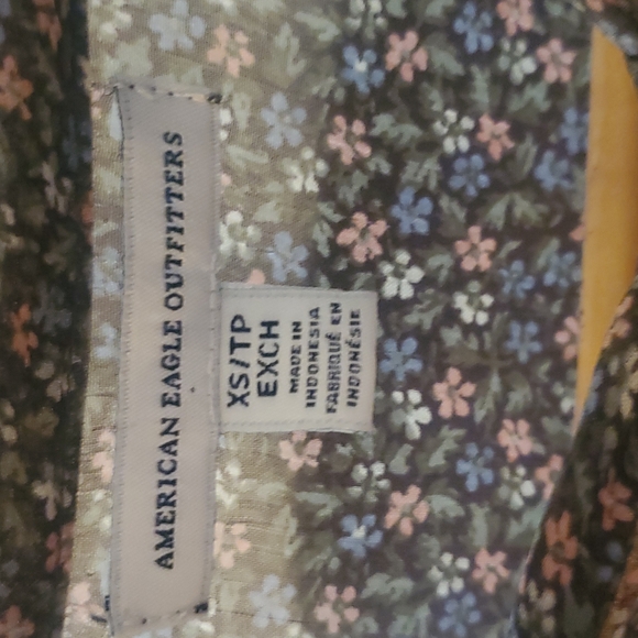 Floral and Gray see-through blouse - Picture 2 of 2